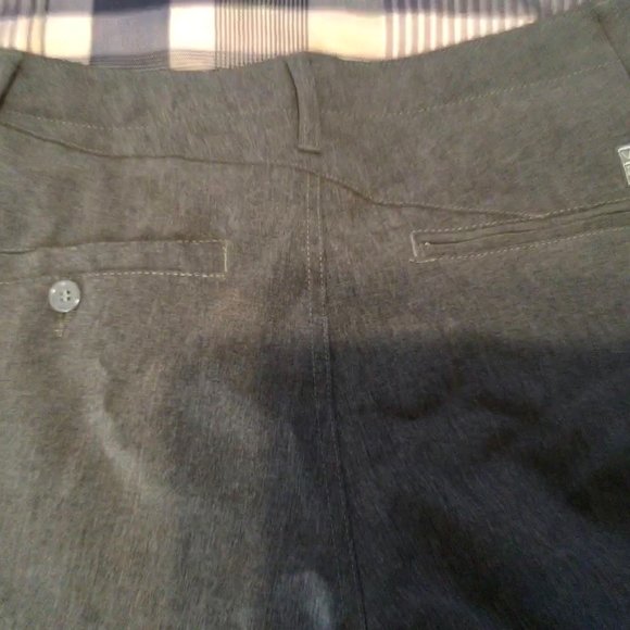 NWT- Volcom Men Shorts OBO - Picture 5 of 5